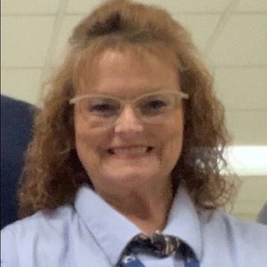 Meet your Posher, Regina